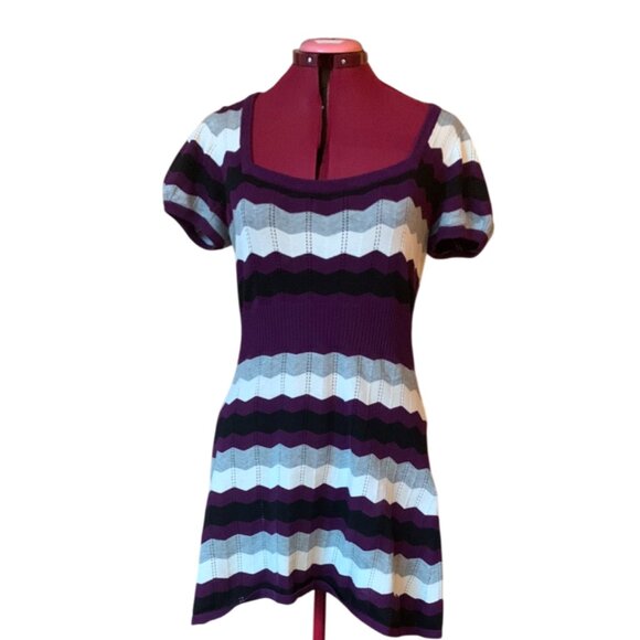 H&M Striped Zig-Zag Knit Dress – Purple Grey White Black Size: M (Fits M–L) - Picture 1 of 11